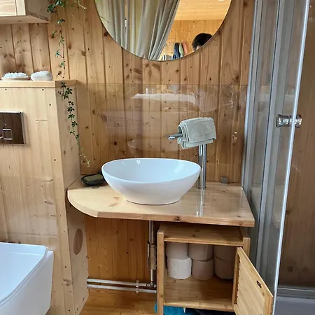Tinyhaus Liho
